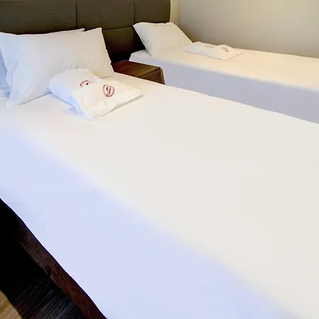 Oyo The Gissons Hotel Exminster Экстерьер фото