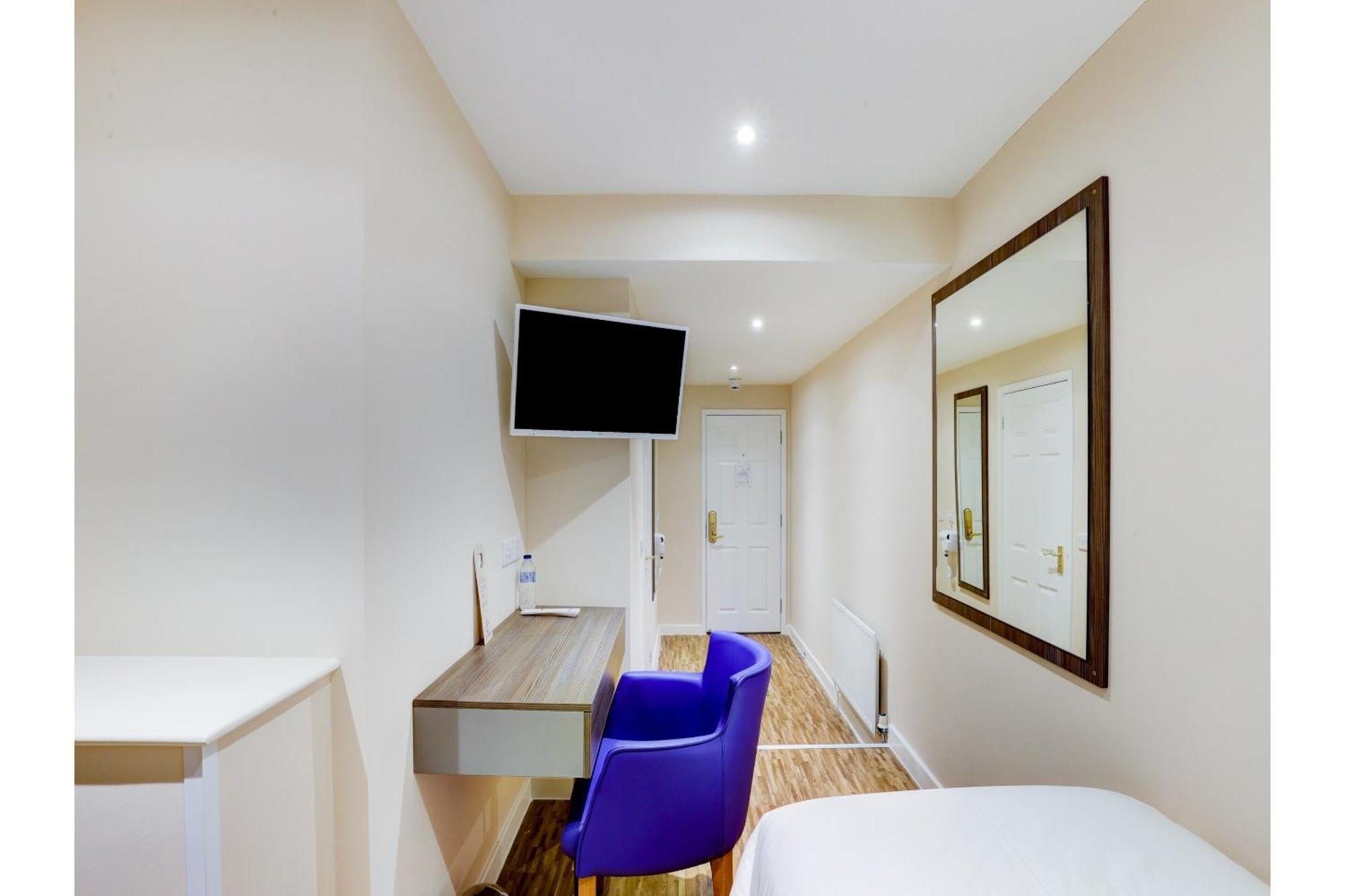 Oyo The Gissons Hotel Exminster