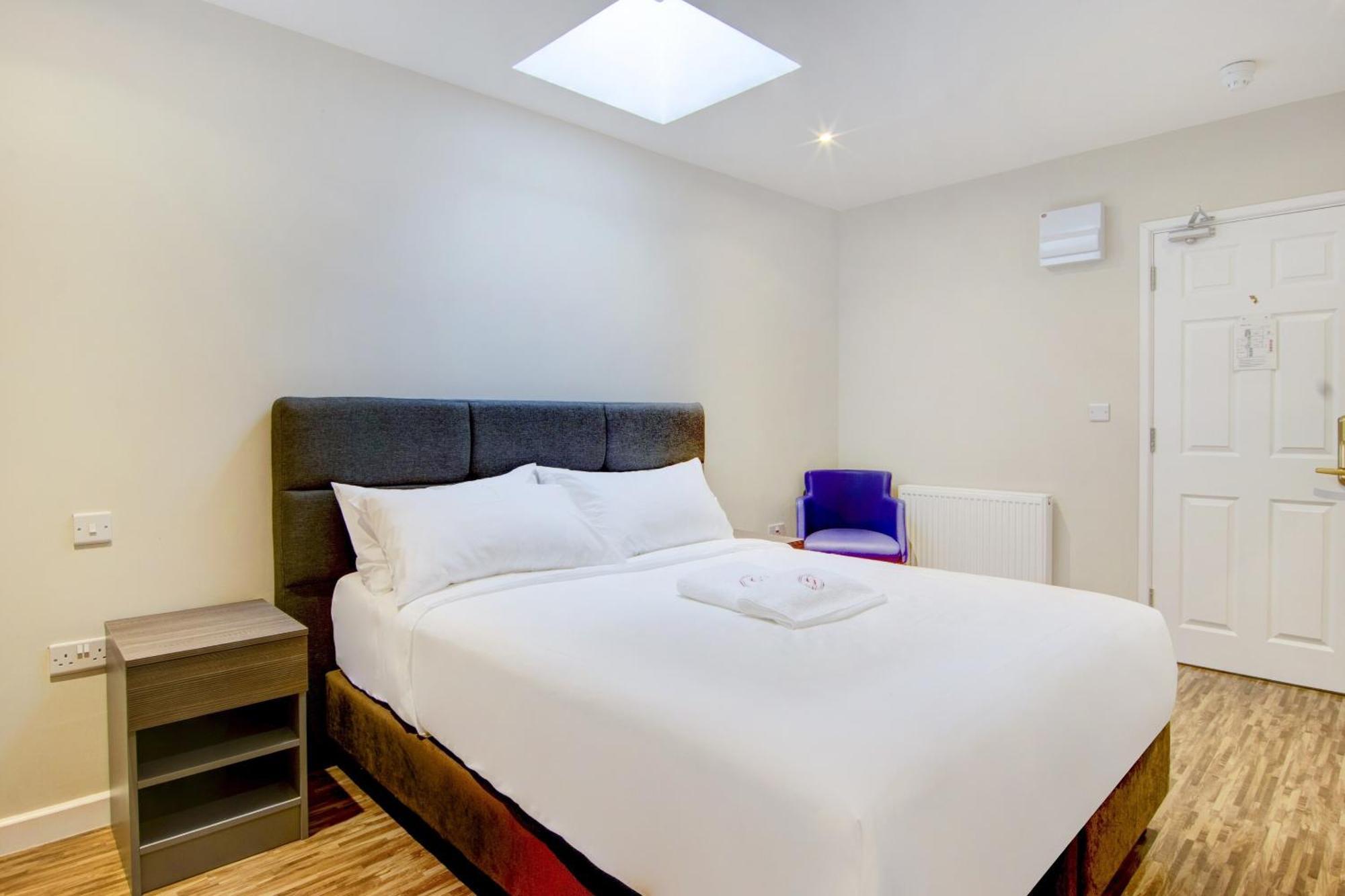 Oyo The Gissons Hotel